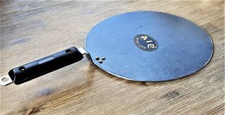 Flat Tawa